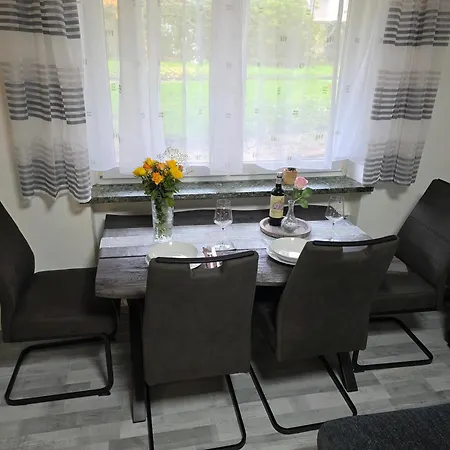 公寓 Exklusives Und Helles Erdgeschoss-apartment No 5 Im Zentrum Von Kassel, Schnelles 1gbit Internet, Geschirrspueler, Boxspringbetten *