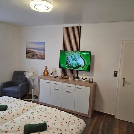 Exklusives Und Helles Erdgeschoss-apartment No 5 Im Zentrum Von Kassel, Schnelles 1gbit Internet, Geschirrspueler, Boxspringbetten 公寓
