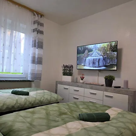 公寓 Exklusives Und Helles Erdgeschoss-apartment No 5 Im Zentrum Von Kassel, Schnelles 1gbit Internet, Geschirrspueler, Boxspringbetten