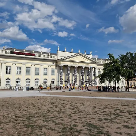 Exklusives Und Helles Erdgeschoss-apartment No 5 Im Zentrum Von Kassel, Schnelles 1gbit Internet, Geschirrspueler, Boxspringbetten 卡塞尔