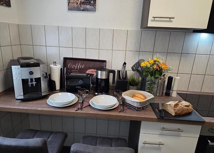 公寓 Exklusives Und Helles Erdgeschoss-apartment No 5 Im Zentrum Von Kassel, Schnelles 1gbit Internet, Geschirrspueler, Boxspringbetten