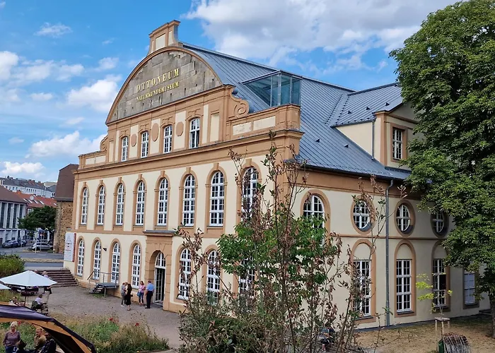 公寓 Exklusives Und Helles Erdgeschoss-apartment No 5 Im Zentrum Von Kassel, Schnelles 1gbit Internet, Geschirrspueler, Boxspringbetten 卡塞尔